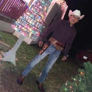 Meet your Posher, Gilbert